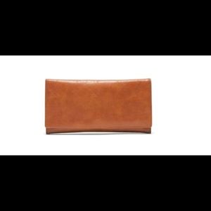 Banana Republic Essential Flap Clutch *NEW